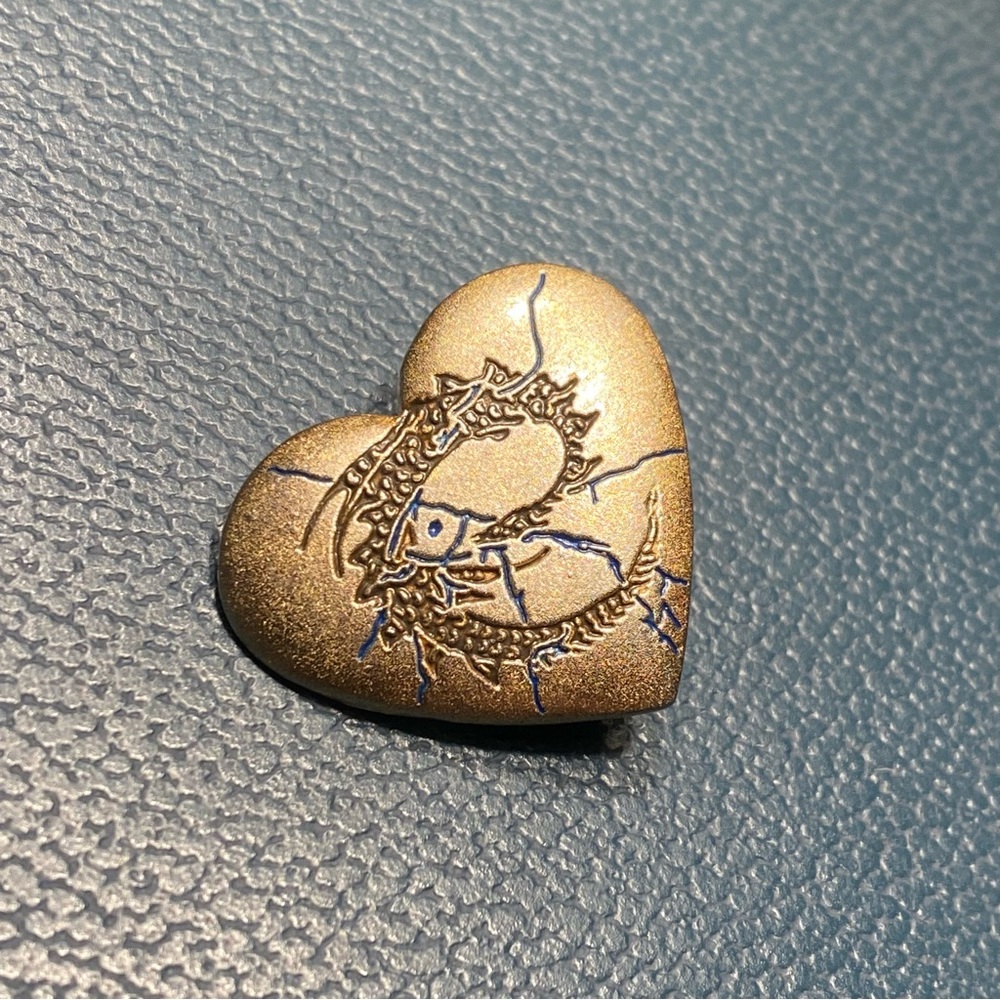 Eragon  Movie Heart Shaped  Collector’s  Dragon Pin 2007
